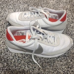 Women's Nike Daybreak Sneakers